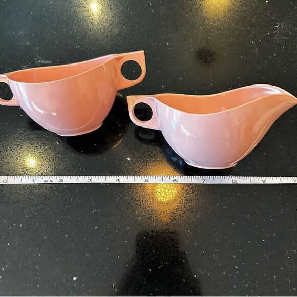 Perfect Condition Vintage Sun Valley Melmac Cream and Sugar Servers - Picture 2 of 9